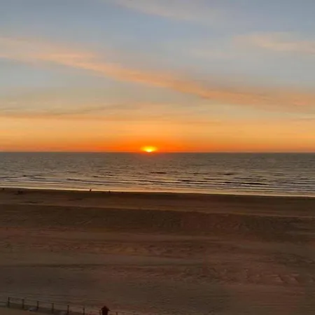 Sunny For Four In Koksijde, Cleaning Included